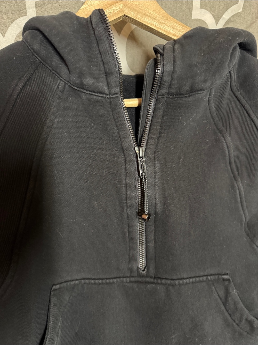 Black Half-Zip Hooded Crop Sweatshirt - Women - Picture 3 of 5